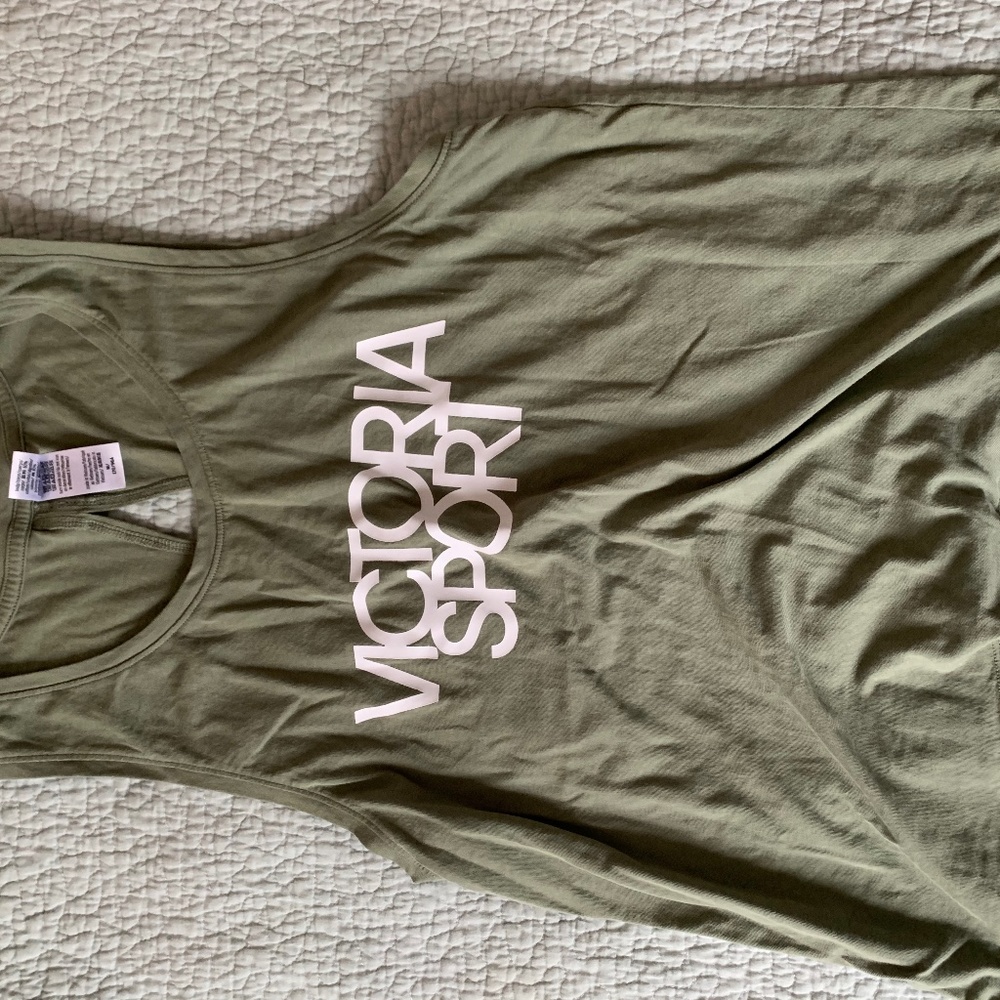 VS Victoria Sport tank with back cutout detail size M
